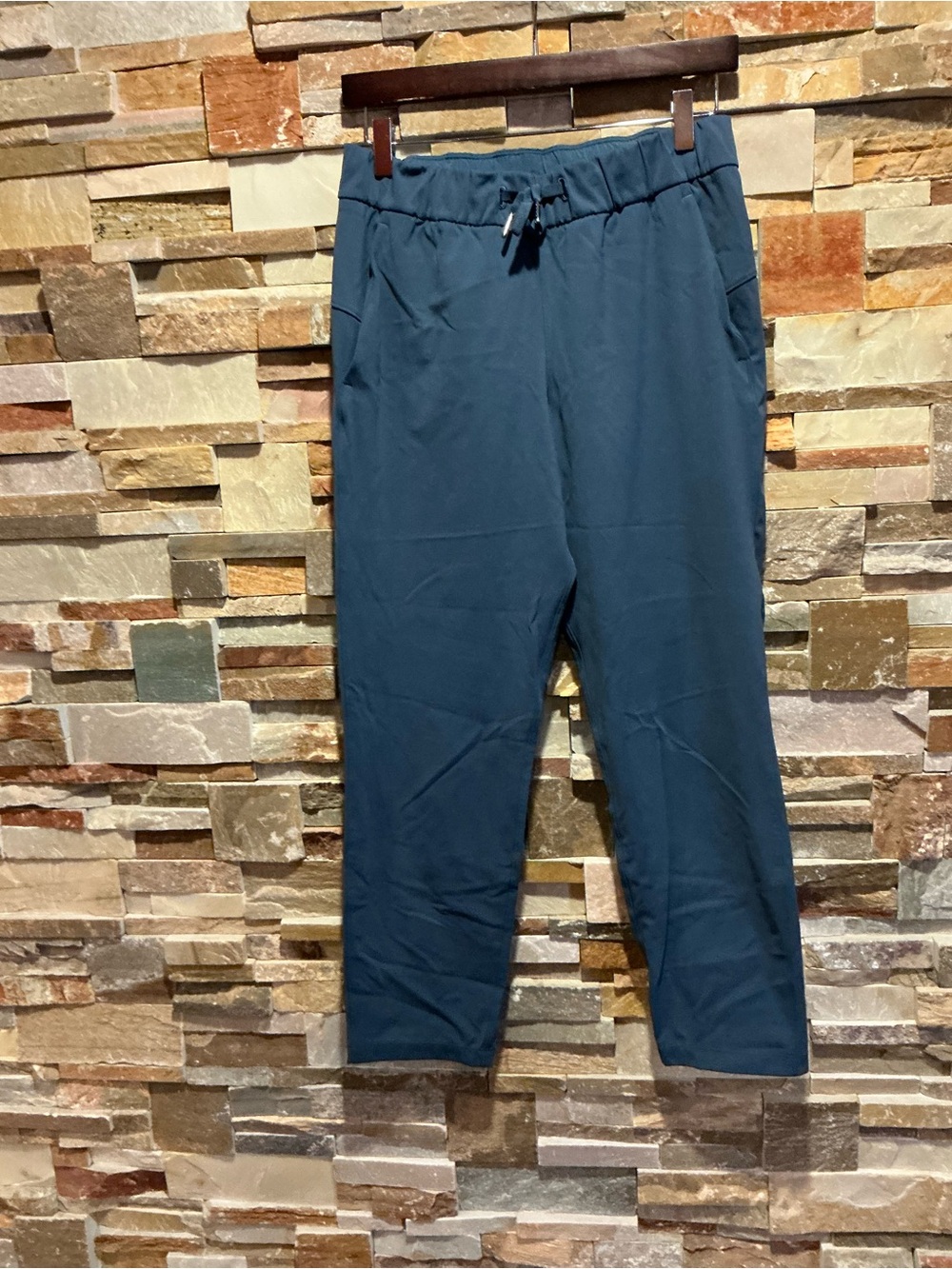 lululemon athletica On The Fly Pant *28”